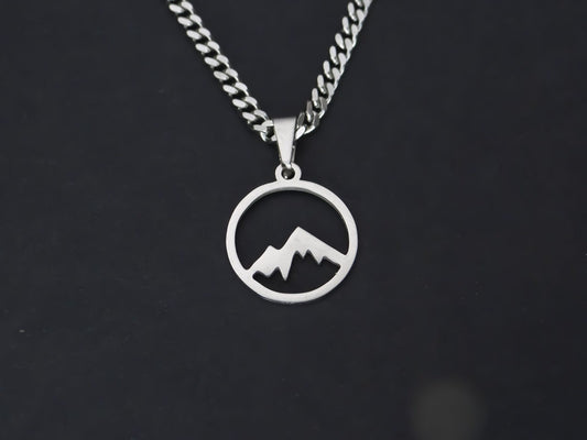 CRW Minimal Mountain Necklace with 2mm faceted miami cuban chain in silver - Necklaces for Women - Necklace for Men - Necklace with Pendant