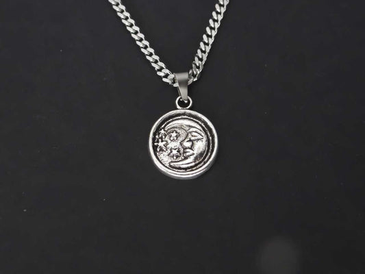 CRW Moon Planet Coin Necklace with 2mm faceted miami cuban chain in silver - Necklaces for Women - Necklace for Men - Necklace with Pendant