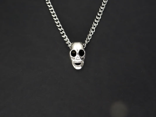 CRW Skull Bead Necklace with 1.8mm curb chain in silver - Shape Necklaces for Women - Dark Goth Necklace for Men - Necklace with Pendant